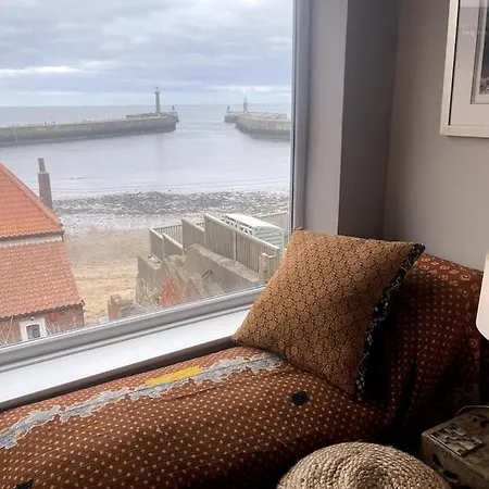 Annie's , . Beautiful Sea Views *